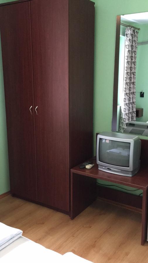 Royal Hostel Варна Экстерьер фото